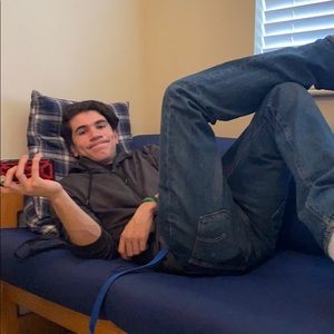 Meet your Posher, Chris